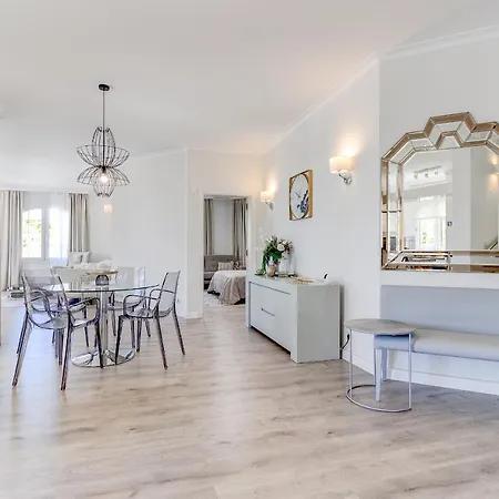 Luxury El Duque Ocean View Vila