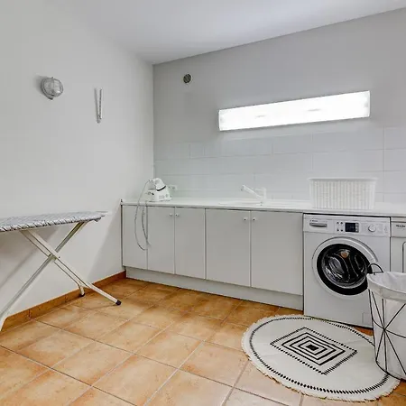 Luxury El Duque Ocean View Vila *