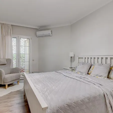 Luxury El Duque Ocean View *